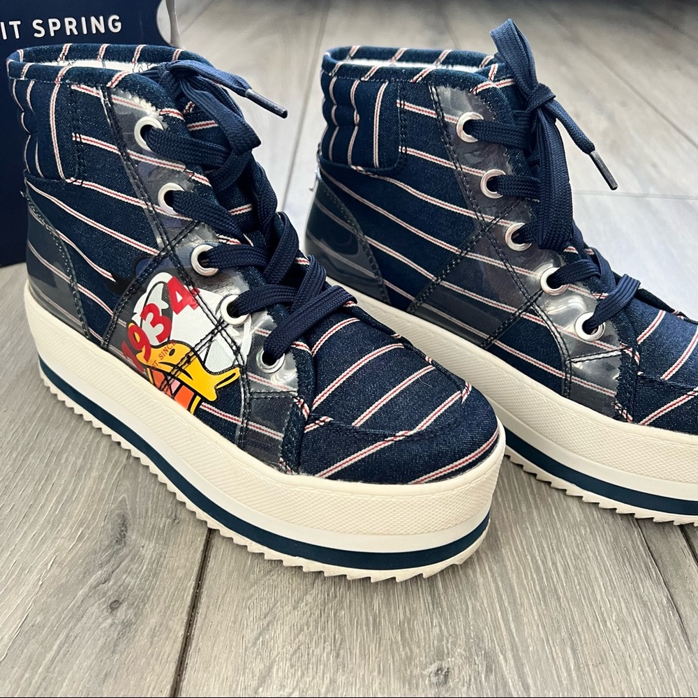 Disney & Call it Spring Donald Duck Platform Sneakers!!! RARE